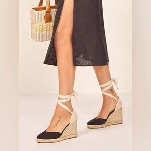 Reformation Elegant Black Lace-up Espadrille Wedges - Good Condition - 7.5